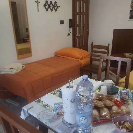 Guest house Antico Portale Regalbuto
