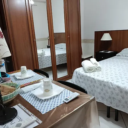 Antico Portale Guest house Regalbuto
