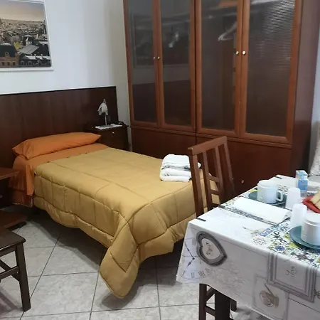 Antico Portale Regalbuto