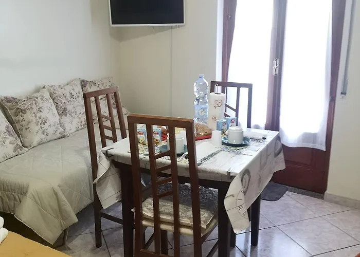 Antico Portale Regalbuto